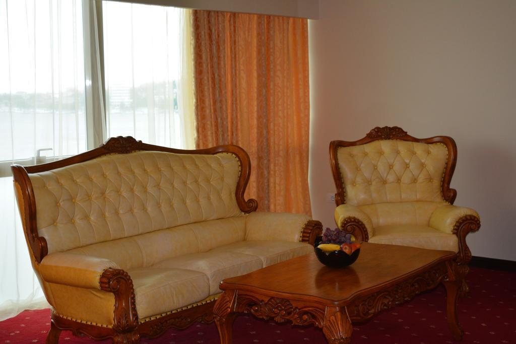 Hotel Esplanada Τουλσέα Εξωτερικό φωτογραφία